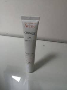 Avene cleanance Soins émulsion boutons points noirs