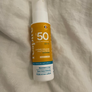 creme solaire protectrice SPF 50