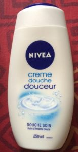 Crème douche douceur, douche soin, huile d’amande douce