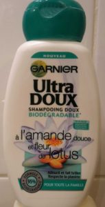 Ultra Doux Shampooing doux biodégradable à l’amande douce et fleur de lotus