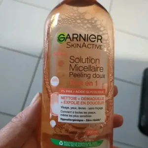 Solution Micellaire Peeling doux Tout en 1